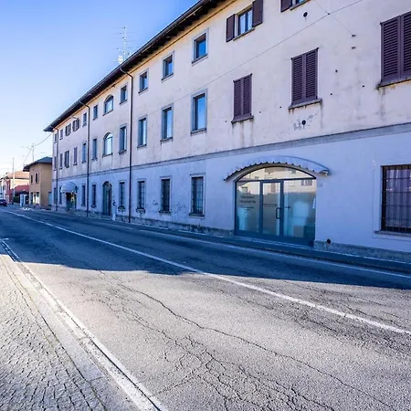 Arila - Leisure & Business A 10 Minuti A Piedi Dal Ispra